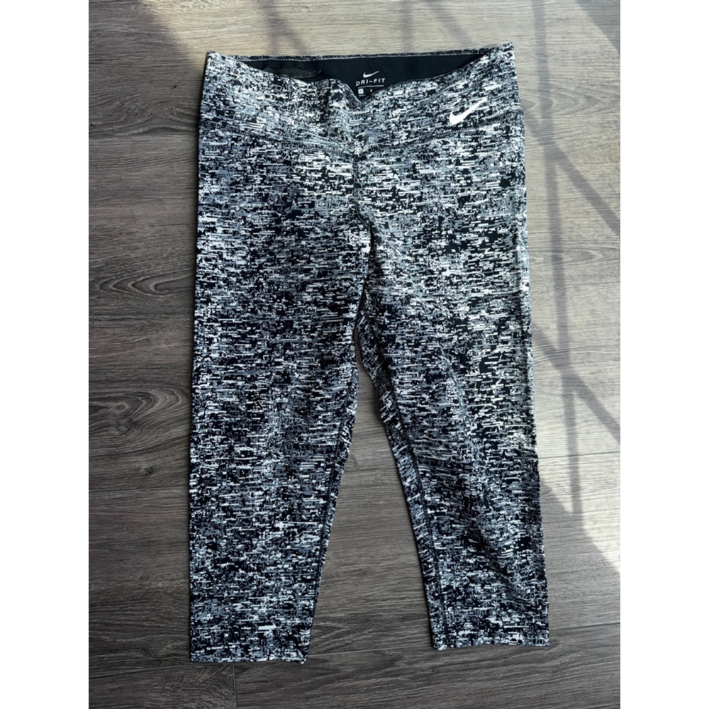 Nike Dri-Fit Black White Patterned Capris L - Women's